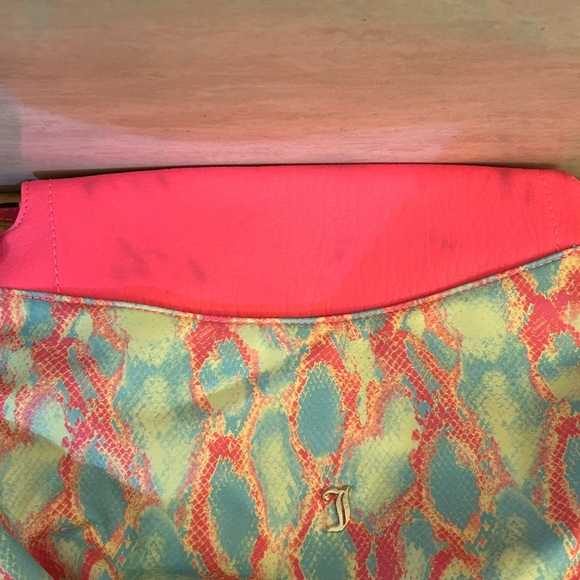 Juicy Couture Neon
Preppy Pink Large
Tunnel Flap Envelope
Cross Body Purse
Y2K. - Picture 6 of 15